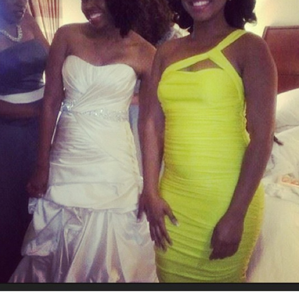 Cross strap fitted yellow dress